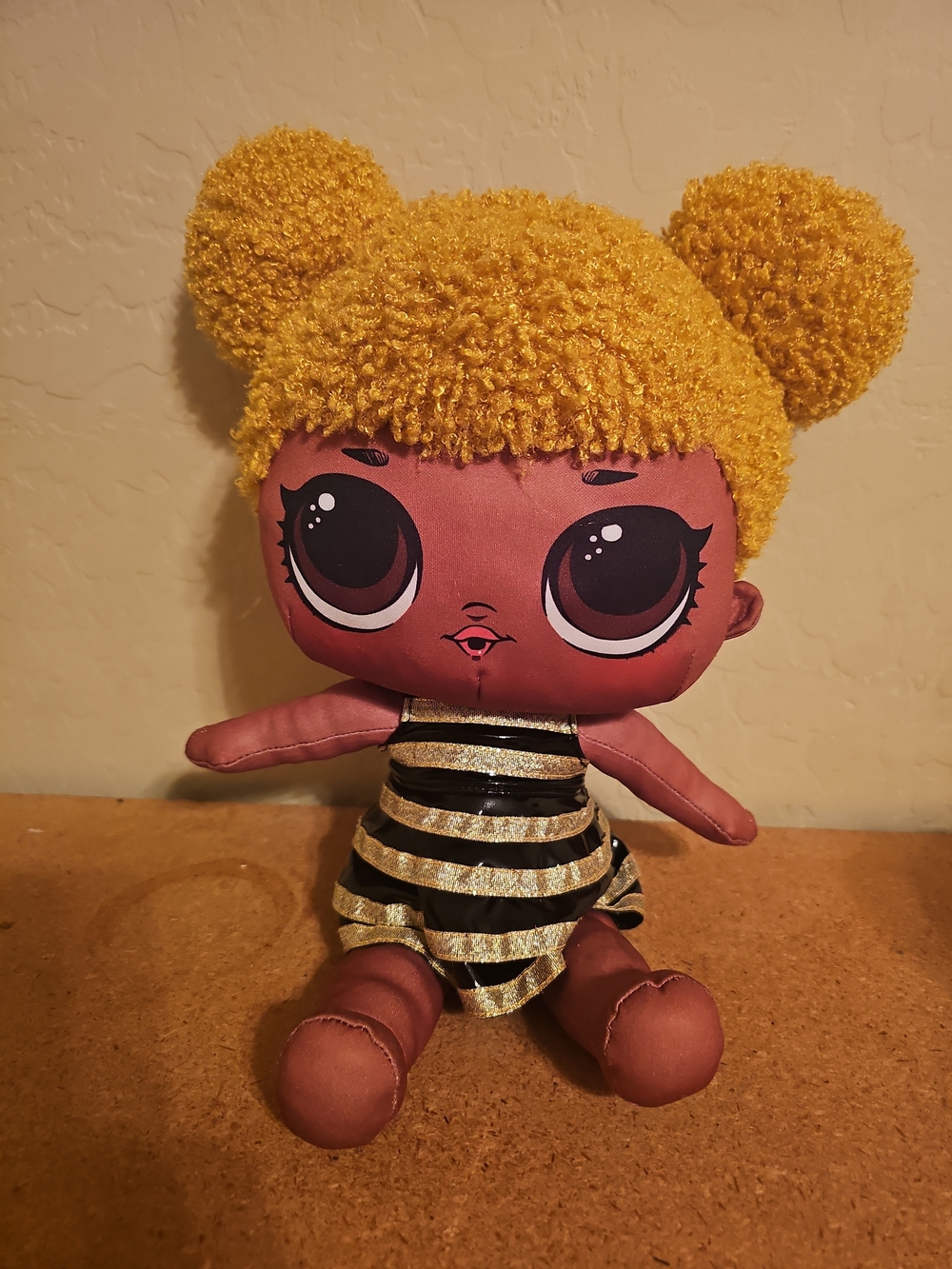 LOL Surprise Queen Bee Huggable Soft 16Inch Plush Doll Excellent Condition
